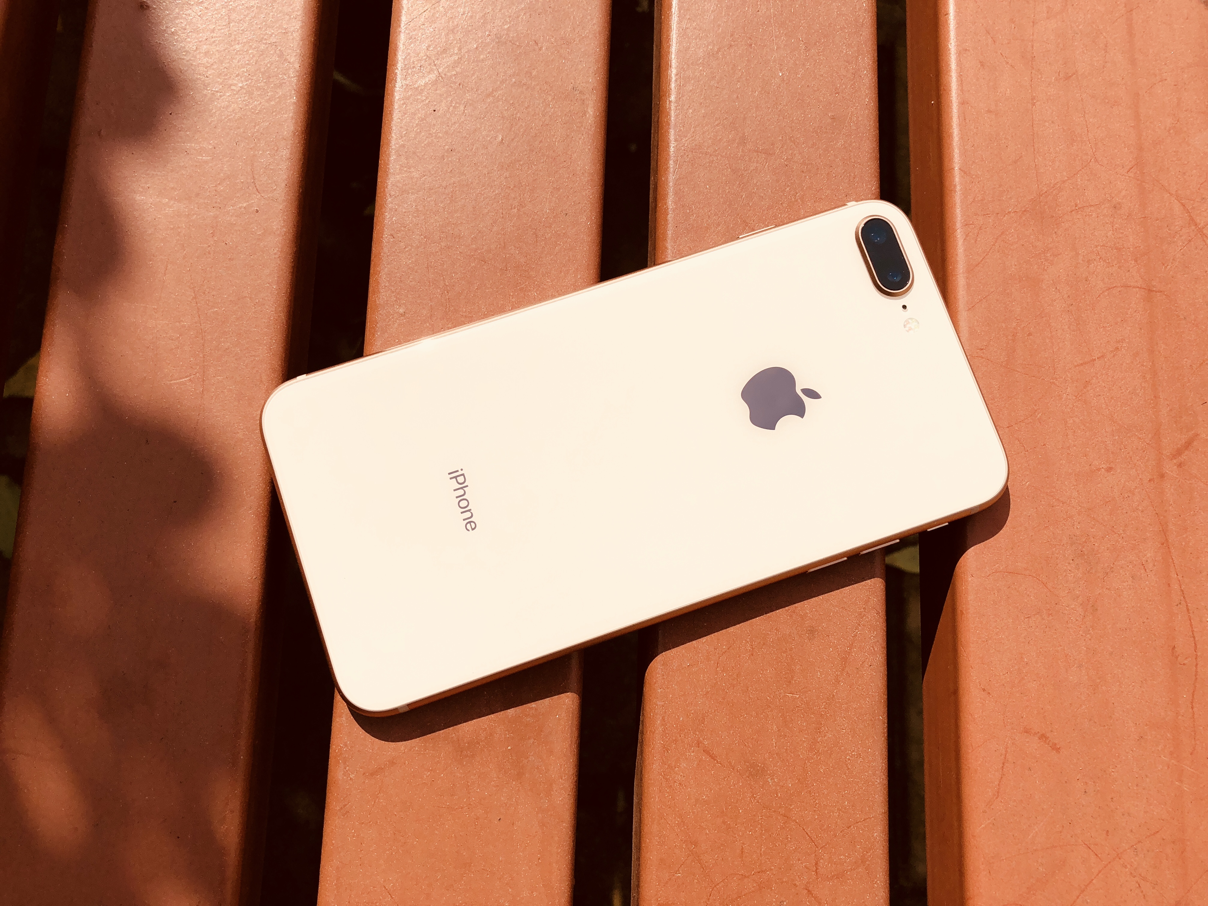 撕开修图美颜的伪装，iPhone 8/8 Plus代表着人工智能手机的开始