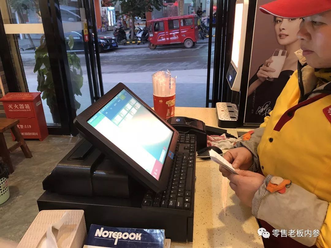 桂林米粉：县城小店生意的新门道