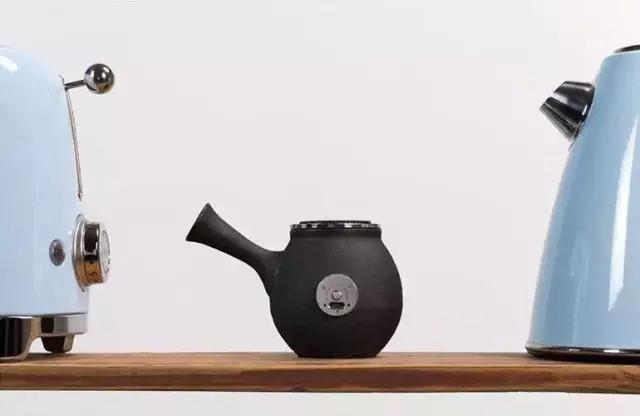 前奥美公关资深顾问：我不看名人传记，那不是正常的人生