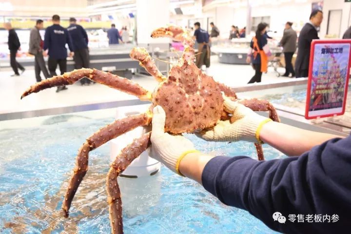 物美新零售体验店有三大变化！“多点+物美”能与盒马鲜生抗衡？