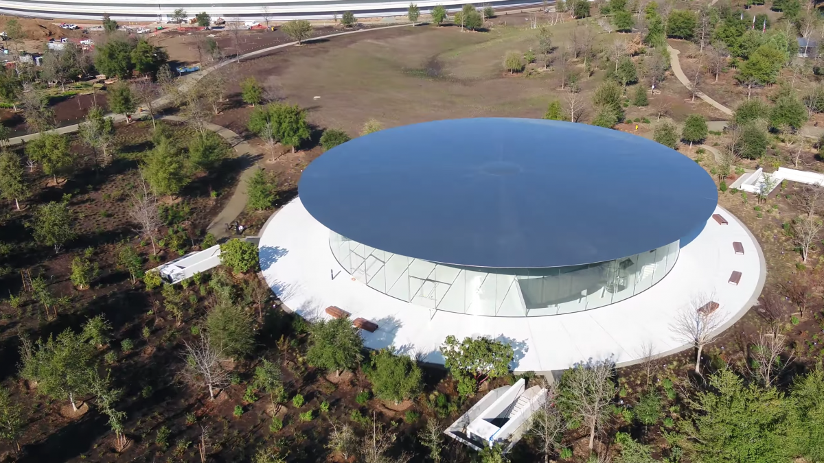 苹果新总部Apple Park已完工，员工曝光了“宇宙飞船”一系列内景图 | 图说