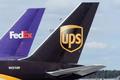 美国物流快递公司商业模式与战略对比：UPS vs. FedEX