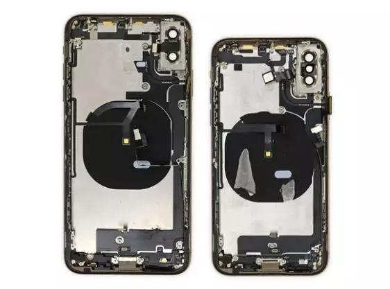 拆光 iPhone XS 后，他们发现了苹果没跟你说的秘密