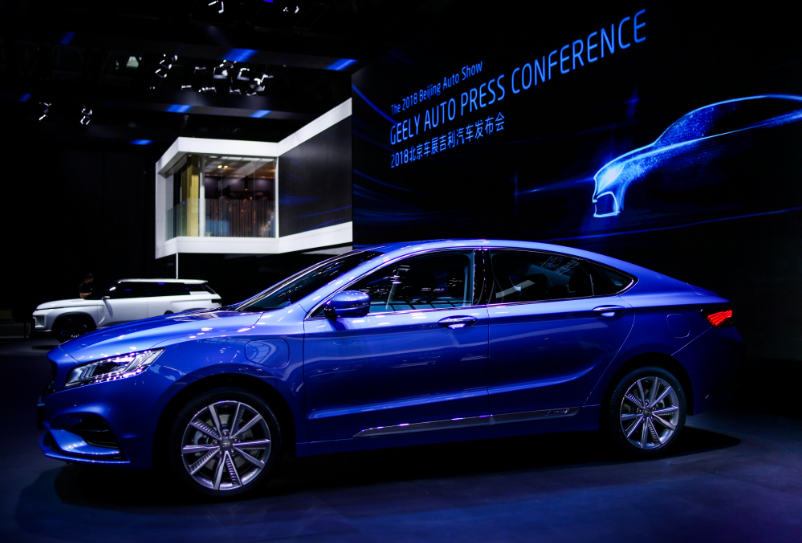 吉利推出全新博瑞GE混动轿车，未来将重点布局新能源 | 北京车展