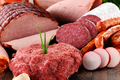 肉类商品交易依旧传统低效？「肉交所」想用代采+自营B2B模式切入大而散的市场