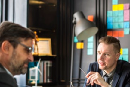 都把钱花在招人上，为啥不能用来好好留住老员工？