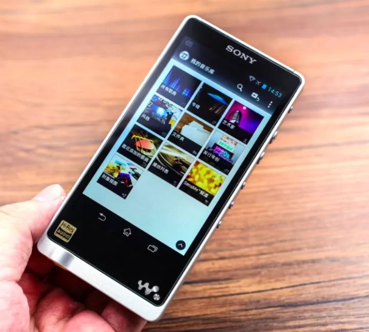 走过 38 个春秋的 WALKMAN，如何借助新入门时代完成蜕变
