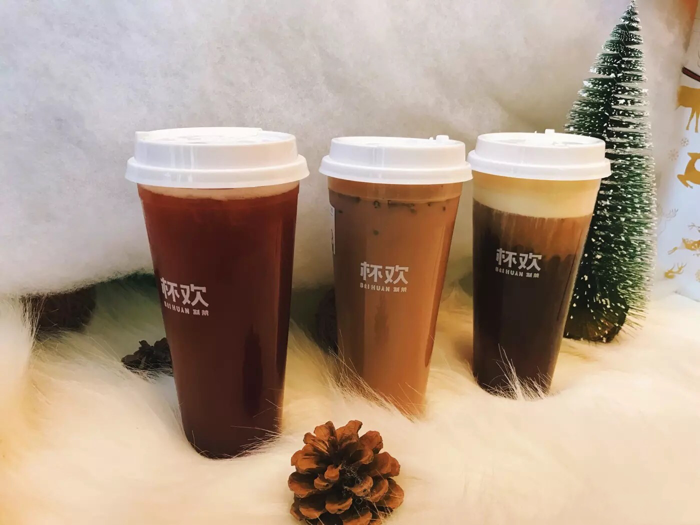 胡辛束的新身份是「杯欢制茶」老板娘，要把焦虑和梦想一饮而尽