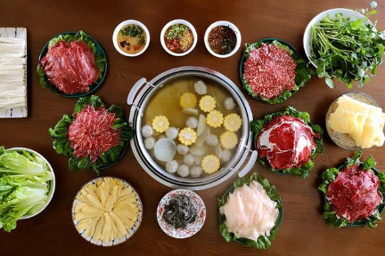 年轻人正在改变“美食纪录片”