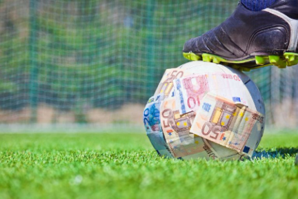 当万达、OV、百岁山、ofo承包海外俱乐部赞助：体育营销效益如何最大化？