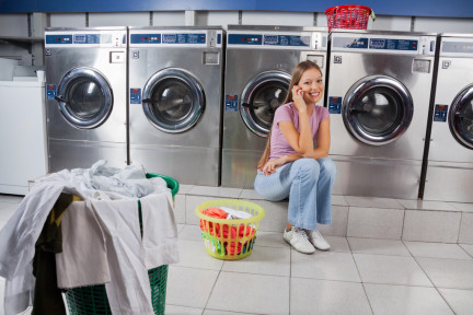 共享洗衣机“悠洗”完成3000万A轮融资，将全面布局高校、工厂和快捷酒店