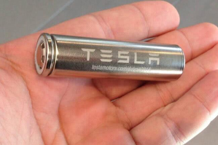 外媒：特斯拉正在建造首条电池试点产线，第一批自产电池将诞生