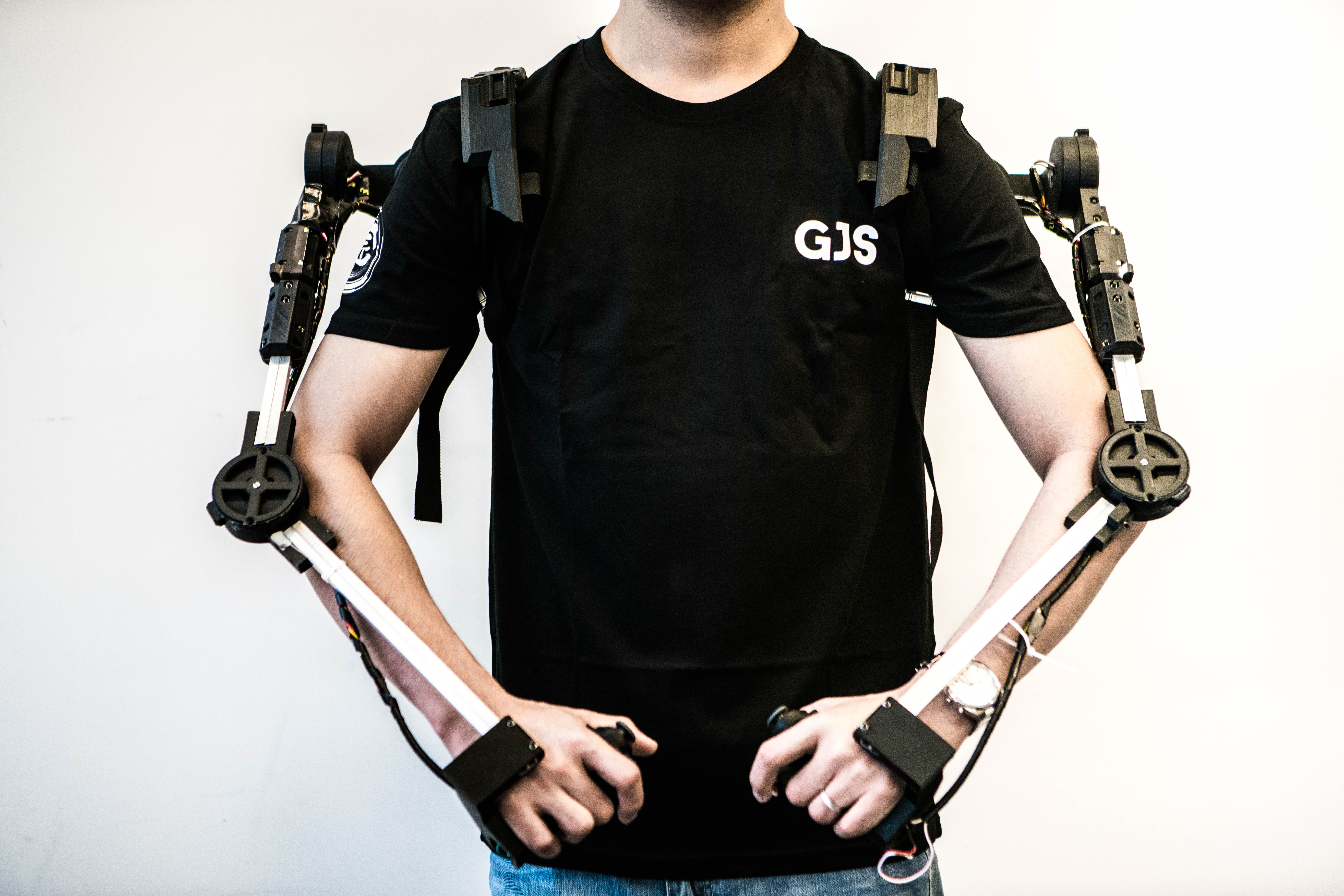 打造竞技格斗机器人Ganker，工匠社想做能在现实中战斗的“高达”