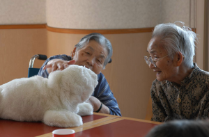 盘点日本这些年研制出的“护理机器人”：能解决养老问题吗？