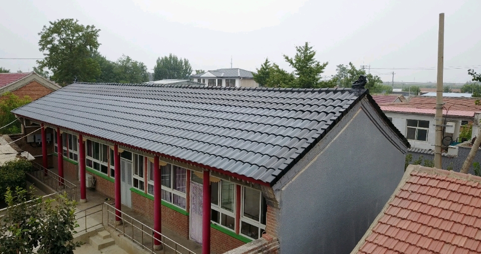 汉能李河君亲自推销的瓦片：50平米屋顶年发电5100度，综合收益5870元