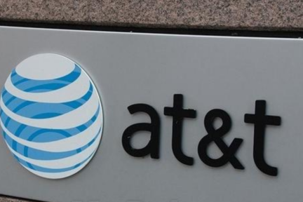 8点1氪：美国电信巨头 AT&T 宣布收购时代华纳；三星 Note 7 炸完 S7 炸；Tinder 将在硅谷新设办公室