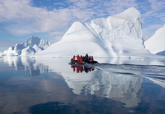 游客大增40倍，追求极致体验的中国人写下“南极之恋”