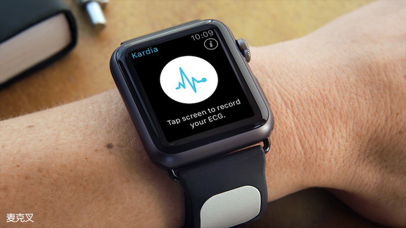 苹果正为 Apple Watch 开发心电图监测功能