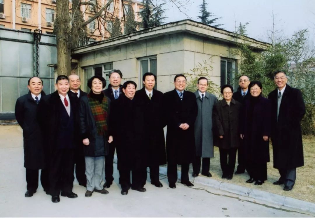 凡人柳传志的联想传承局
