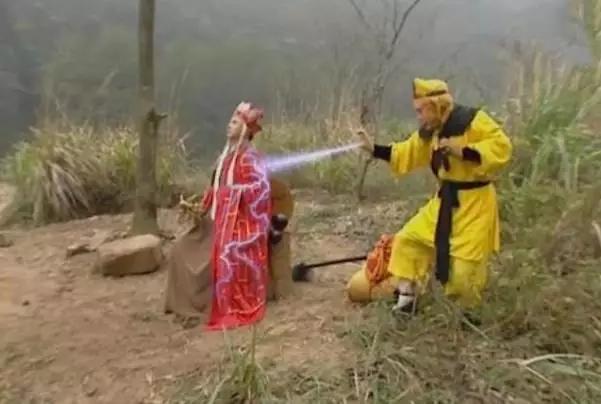 大家好，给大家介绍一下，这是我大徒弟@孙悟空