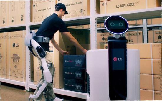 「LG“可穿戴机器人”帮助工人轻松完成工作」8月24日
