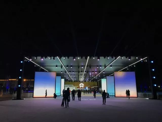 售价 44.8 万的蔚来 ES8，关于产品，这里有你想知道的一切