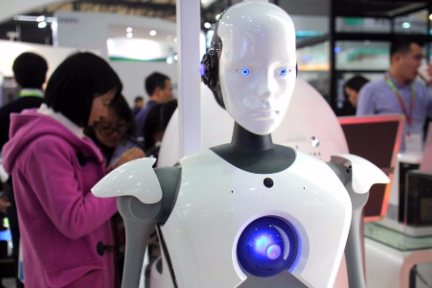 5G技术怎么用？诺基亚打造“未来工厂”，机器人能够自主工作