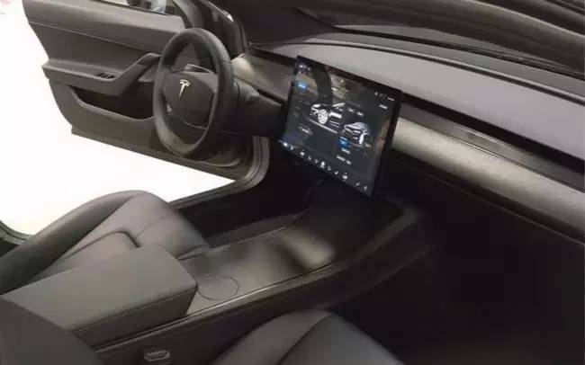 特斯拉为Model 3再砸3.5亿美元，可我还担心它会跳票