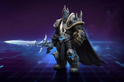 【大公司晚报】京东与今日头条达成全面战略合作；华润万家高管再次变局；三星称已修复在韩美召回手机中的逾60%