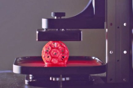 产品速度比传统方法快几十倍的3D打印初创企业Carbon3D获1亿美元C轮融资