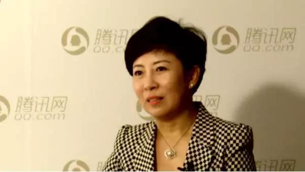 还原真实的“红黄蓝”：愤怒的现场、失控的加盟店、激增的学费，以及更大的危机