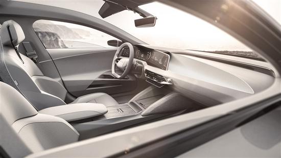 贾跃亭投资的Lucid Motors电动车官方图公布，续航超过600公里