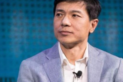 《华尔街日报》专访李彦宏：聊了聊AI、自动驾驶和假新闻