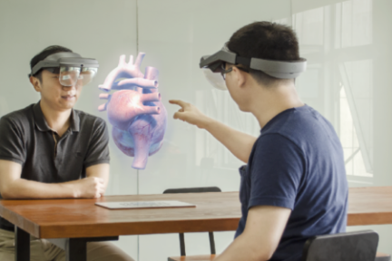 推出「徕创」全息眼镜及互动协作平台，「徕尼」想要解决AR场景中多人协作问题