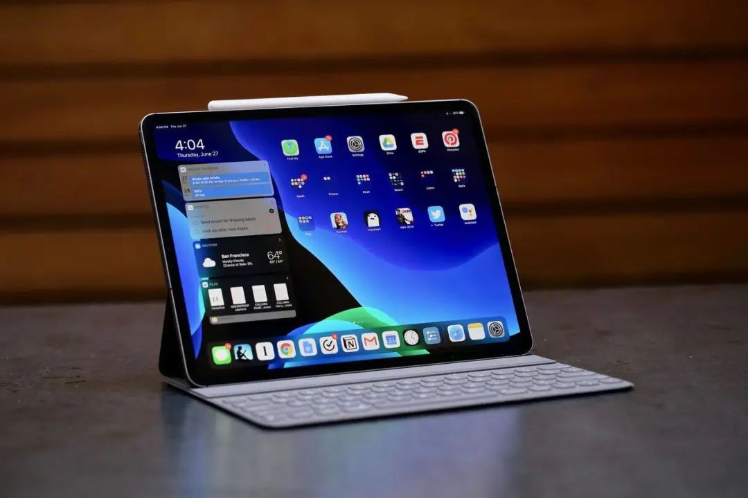 用上触控板的 iPad Pro，是苹果对人机交互的一次妥协