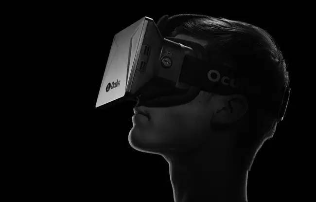 【VR/AR ·大公司月报】冷静下来的VR/AR行业正在酝酿成倍增长的市场