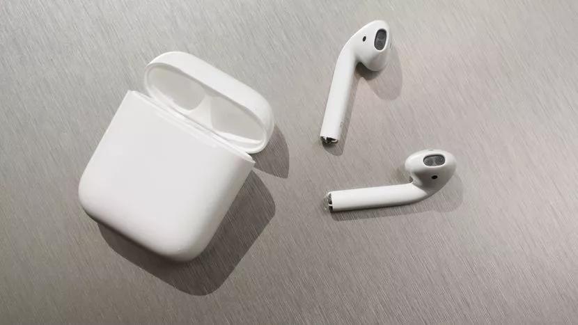 新 AirPods 要来了，它可能有什么新功能？