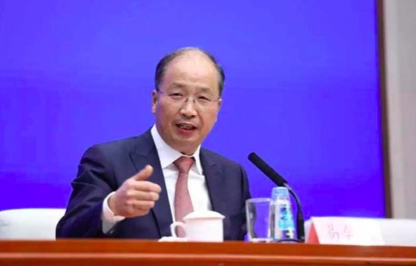 证监会换帅，“宇宙第一大行”行长易会满接棒