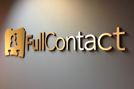 联系人管理方案供应商 FullContact 获 2500 万美元 C 轮融资，与  LinkedIn 展开竞争