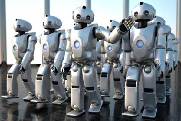 坐拥100亿市场，却一直被吐槽，服务机器人何时能从“智障玩伴”变为“智能助手”？