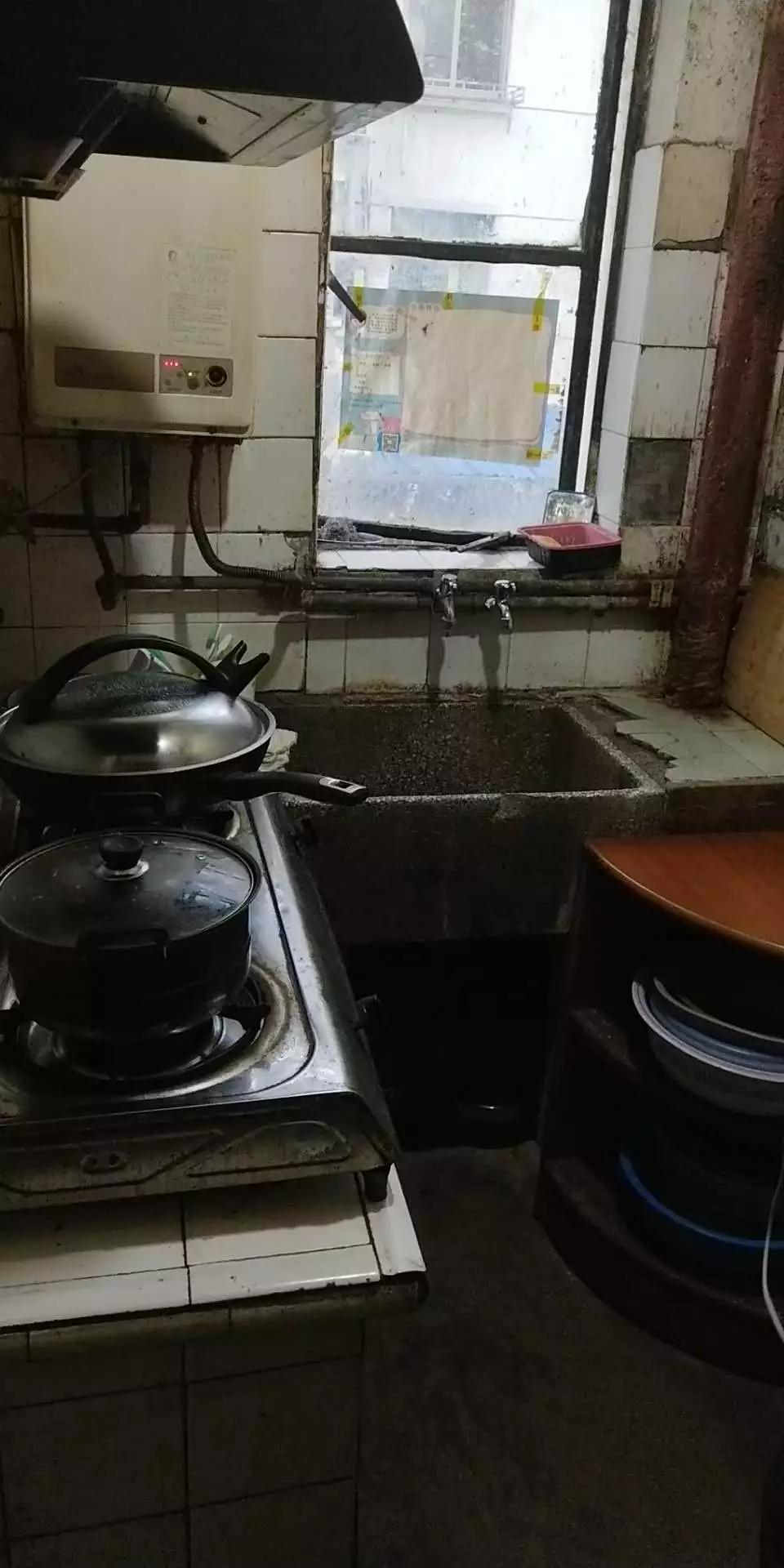 300万，撕裂出上海楼市的两个世界