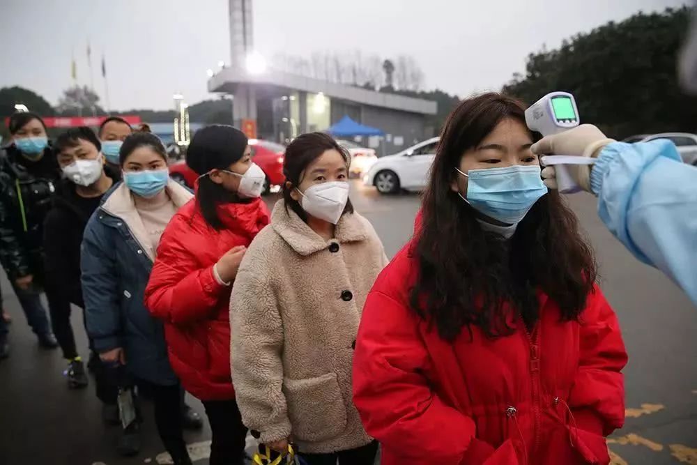 55万台额温枪 开抢 售价都涨到700元了 体温还测不准 详细解读 最新资讯 热点事件 36氪