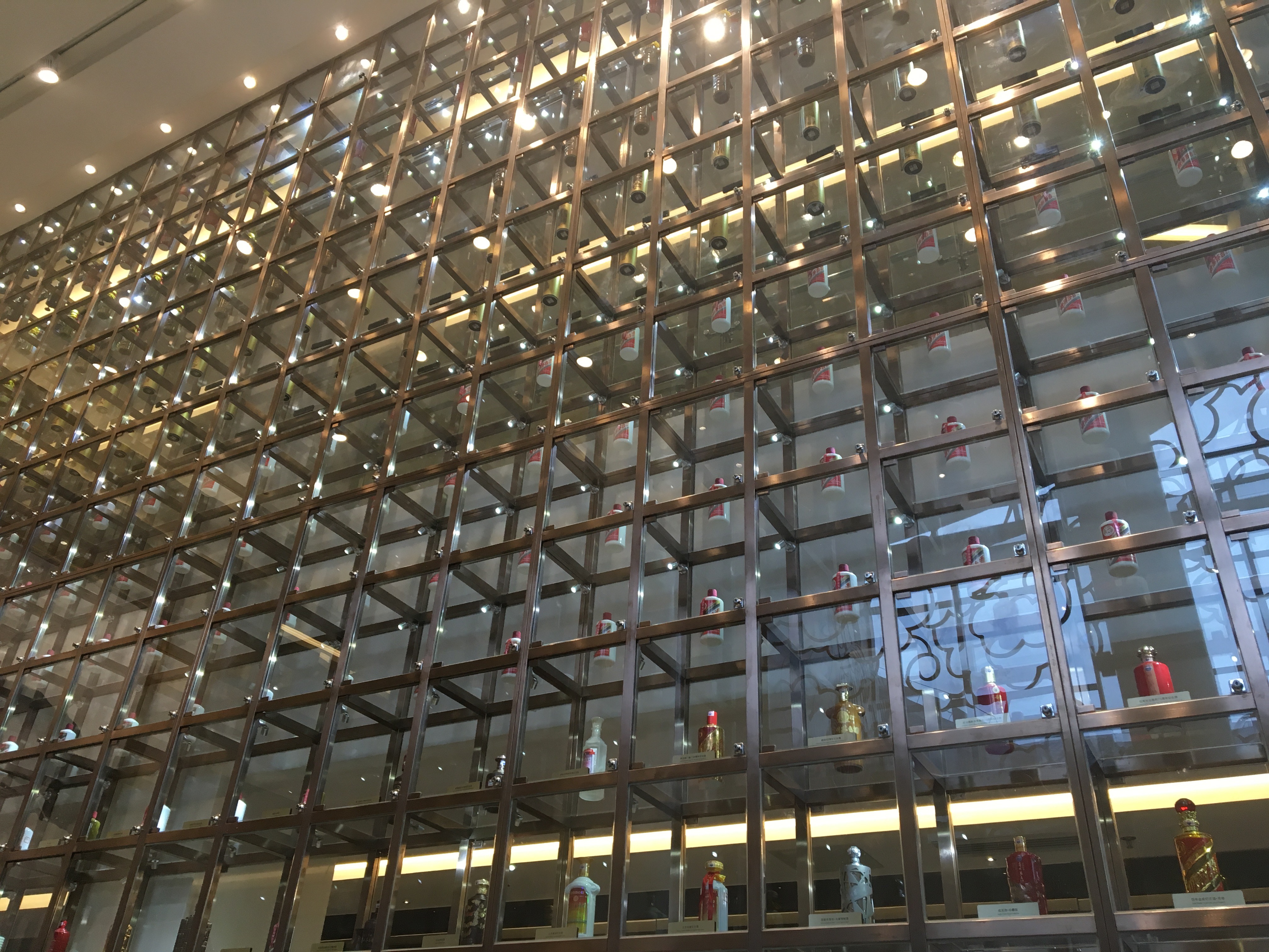 早早拿了预售榜第一，这些老字号也在加码电商 | 双11的新边界④