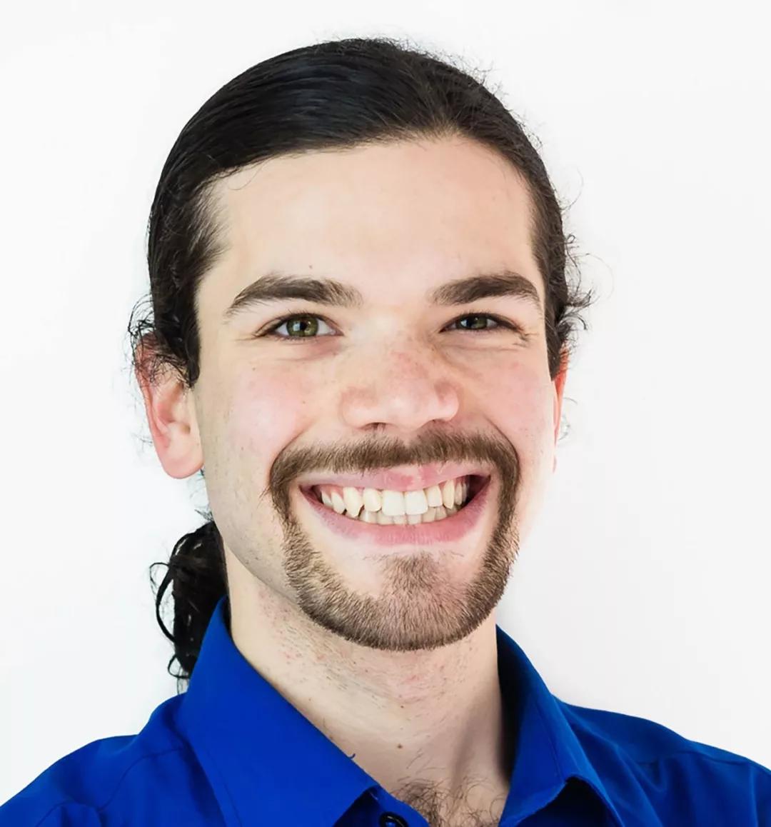 影响堪比登月：谷歌等探索深度学习新理论蓝图，让神经网络更深更窄