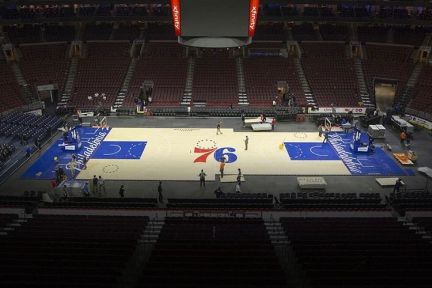 NBA再确诊一人，欧洲足坛沦陷，球员要开始降工资