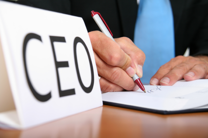 如何成为一名CEO？在采访了525位CEO后，这是我的答案