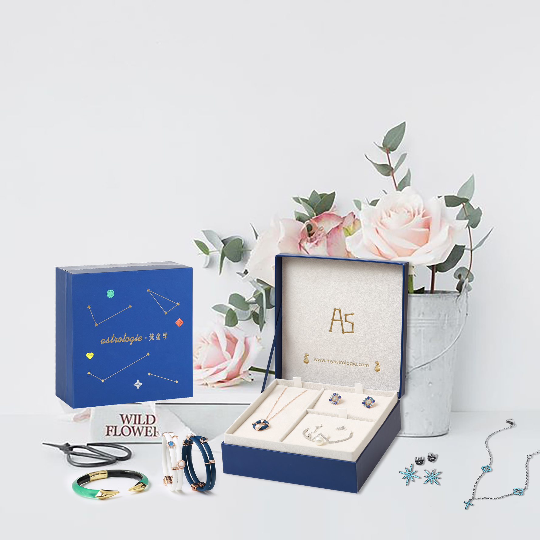 小蓝盒的按月订购，“梵星学”为年轻白领提供不重样的珠宝选择