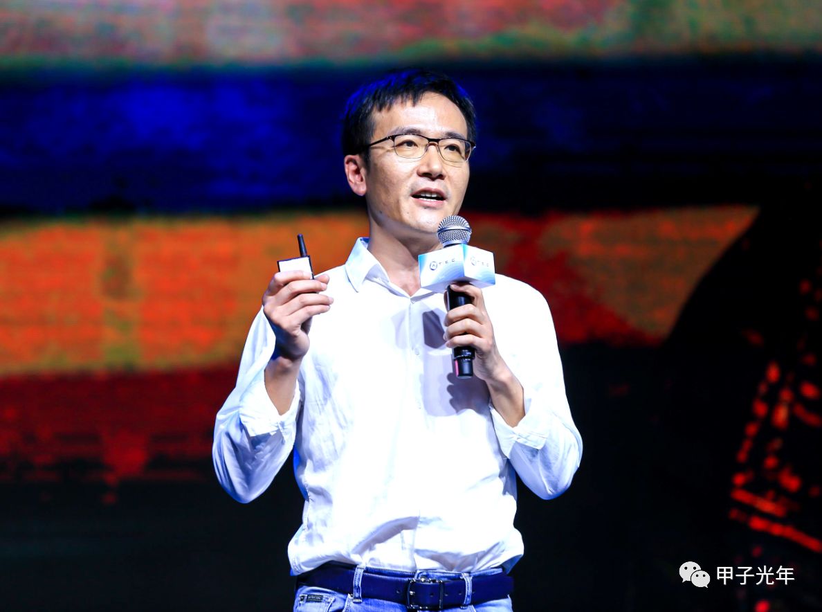 蚂蚁上链：蚂蚁金服和大公司区块链之路