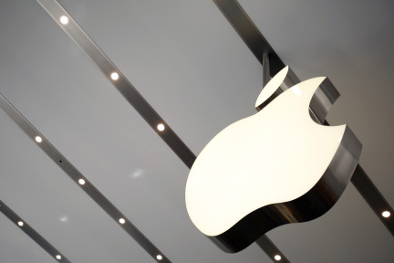 8点1氪：苹果公布2015第一财季财报，净营收净利润双双新高