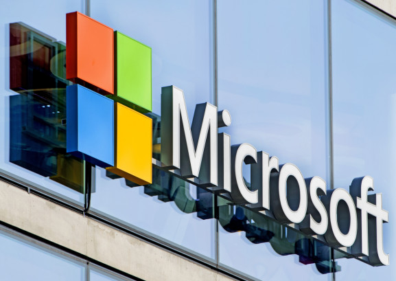 微软推出Windows协作显示设备，并宣布旗下IoT核心业务将更开放